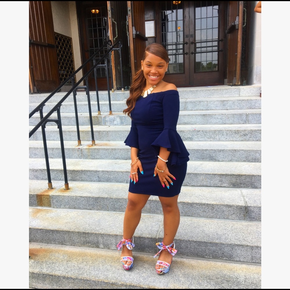 selling dress.